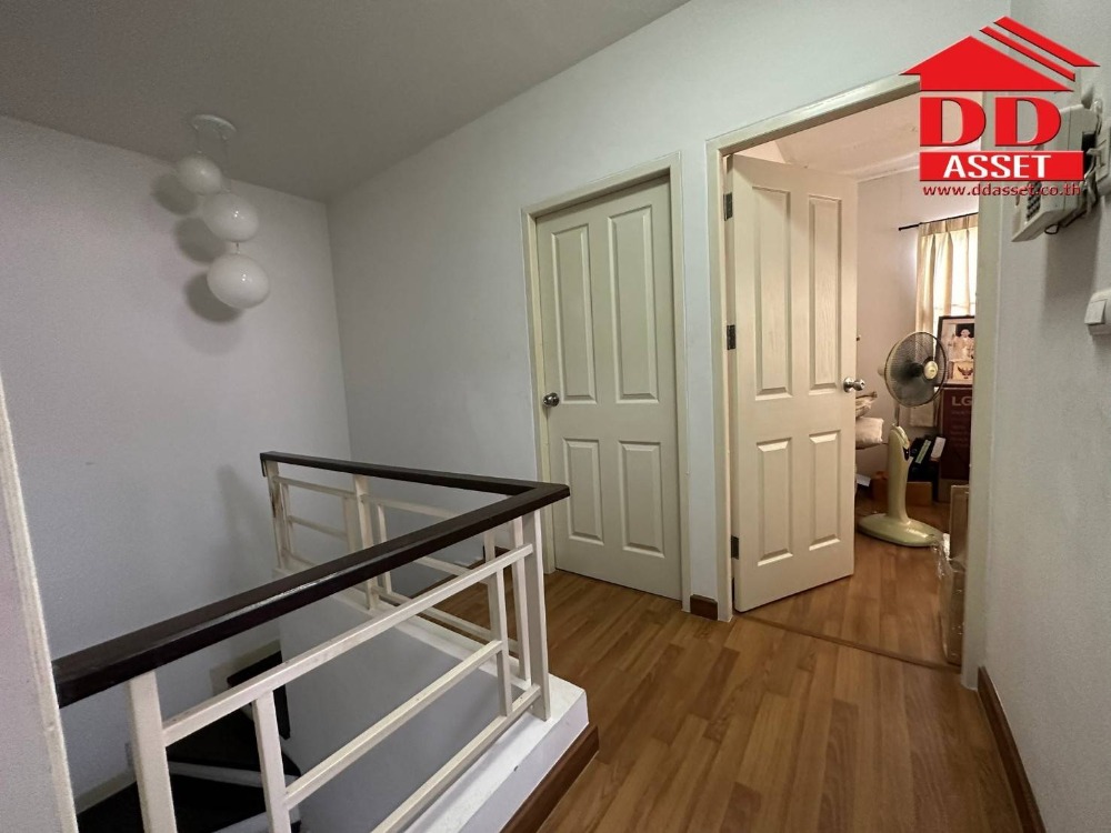 ขายทาวน์โฮมปทุมธานี รังสิต ธรรมศาสตร์ : ขายทาวน์เฮาส์ 2 ชั้น หลังมุม บ้านฟ้าปิยรมย์​ เทอเร่ ลำลูกกา (Bannfah Piyarom Terre)​ ถนนลำลูกกา คลอง6 ปทุมธานี