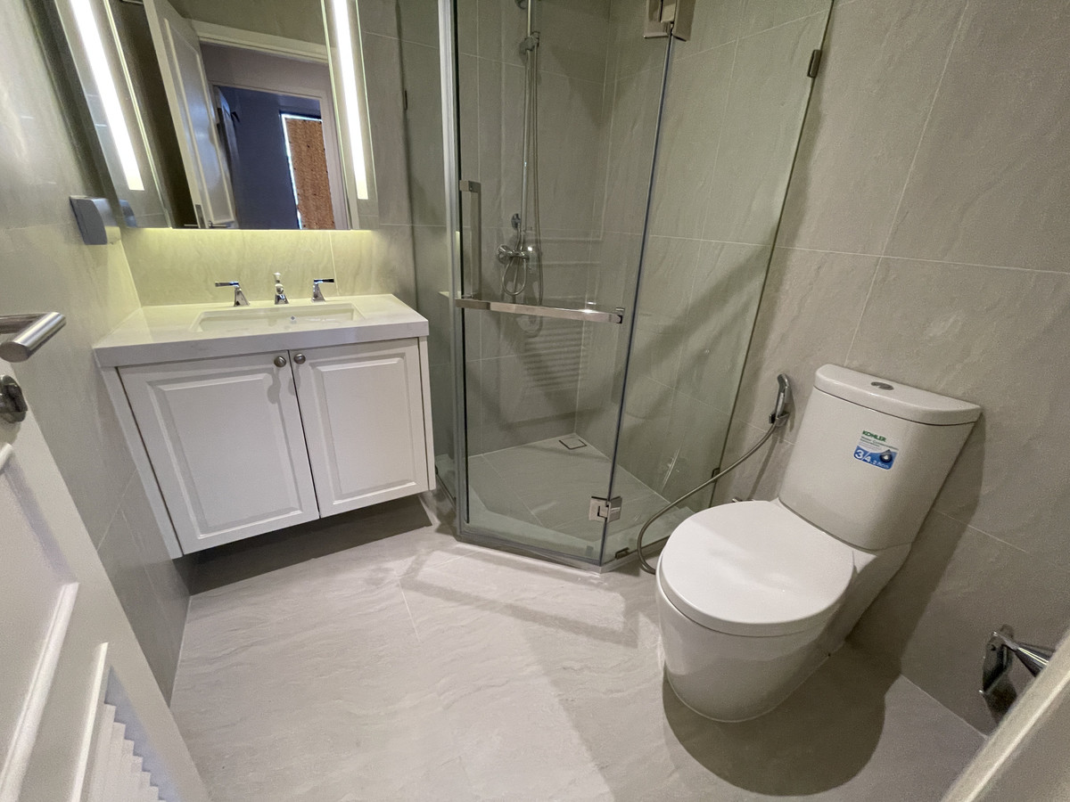 ขายคอนโดสาทร นราธิวาส : [ขายด่วน/ถูกที่สุด] Altitude Symphony Charoenkrung ชั้น 8 วิวแม่น้ำเจ้าพระยา | ใกล้ Shrewsbury เพียง 750 ม. (ราคาดีกว่ารอบข้าง 30%!!)