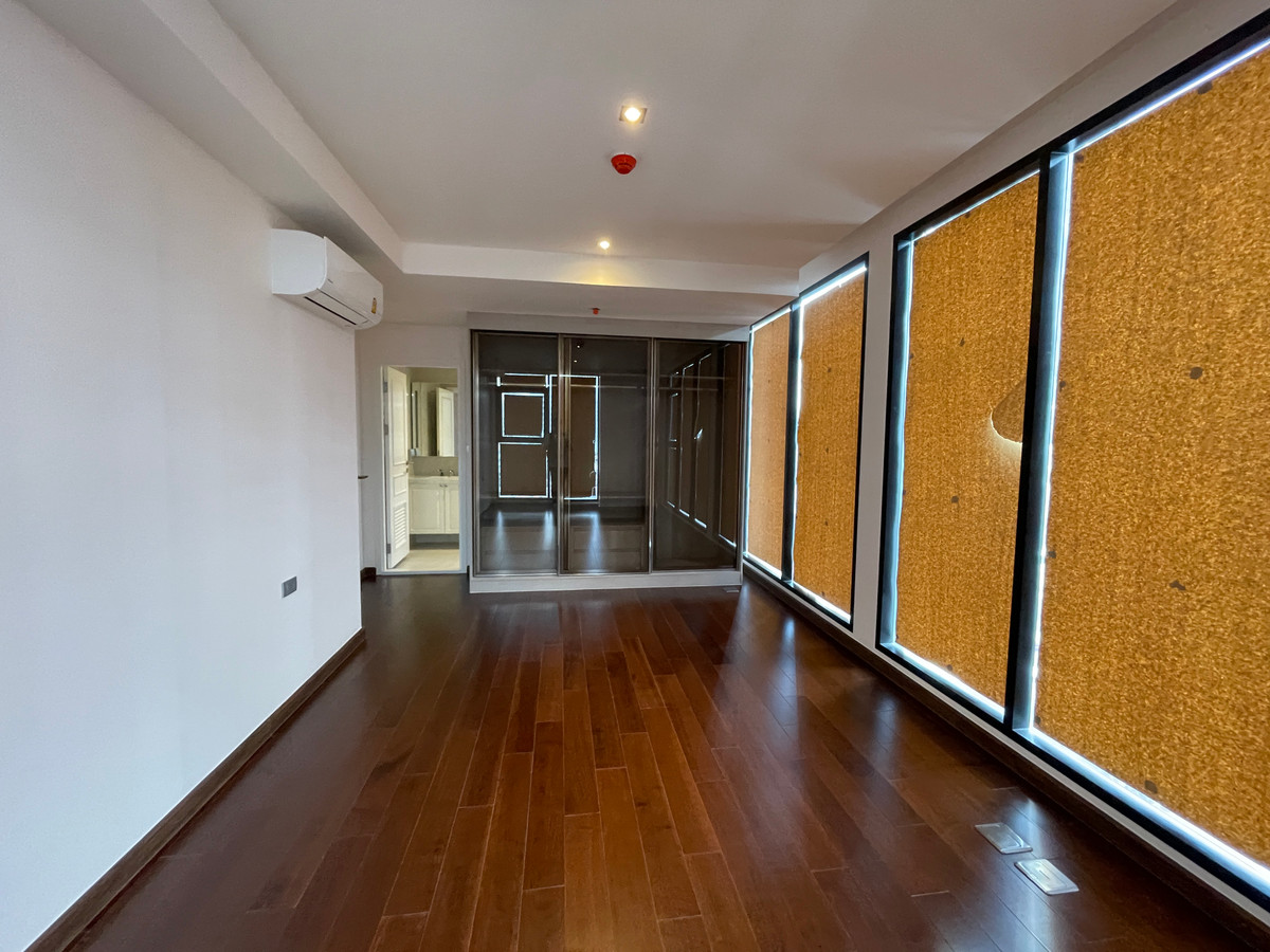 ขายคอนโดสาทร นราธิวาส : [ขายด่วน/ถูกที่สุด] Altitude Symphony Charoenkrung ชั้น 8 วิวแม่น้ำเจ้าพระยา | ใกล้ Shrewsbury เพียง 750 ม. (ราคาดีกว่ารอบข้าง 30%!!)