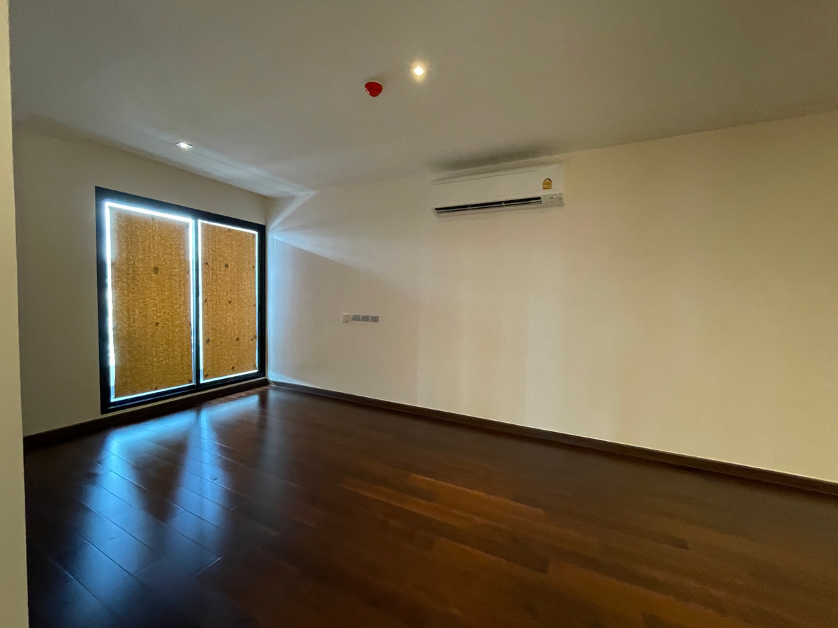 ขายคอนโดสาทร นราธิวาส : [ขายด่วน/ถูกที่สุด] Altitude Symphony Charoenkrung ชั้น 8 วิวแม่น้ำเจ้าพระยา | ใกล้ Shrewsbury เพียง 750 ม. (ราคาดีกว่ารอบข้าง 30%!!)