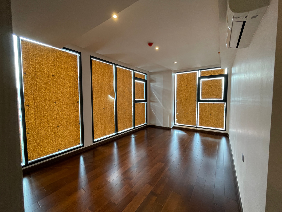 ขายคอนโดสาทร นราธิวาส : [ขายด่วน/ถูกที่สุด] Altitude Symphony Charoenkrung ชั้น 8 วิวแม่น้ำเจ้าพระยา | ใกล้ Shrewsbury เพียง 750 ม. (ราคาดีกว่ารอบข้าง 30%!!)