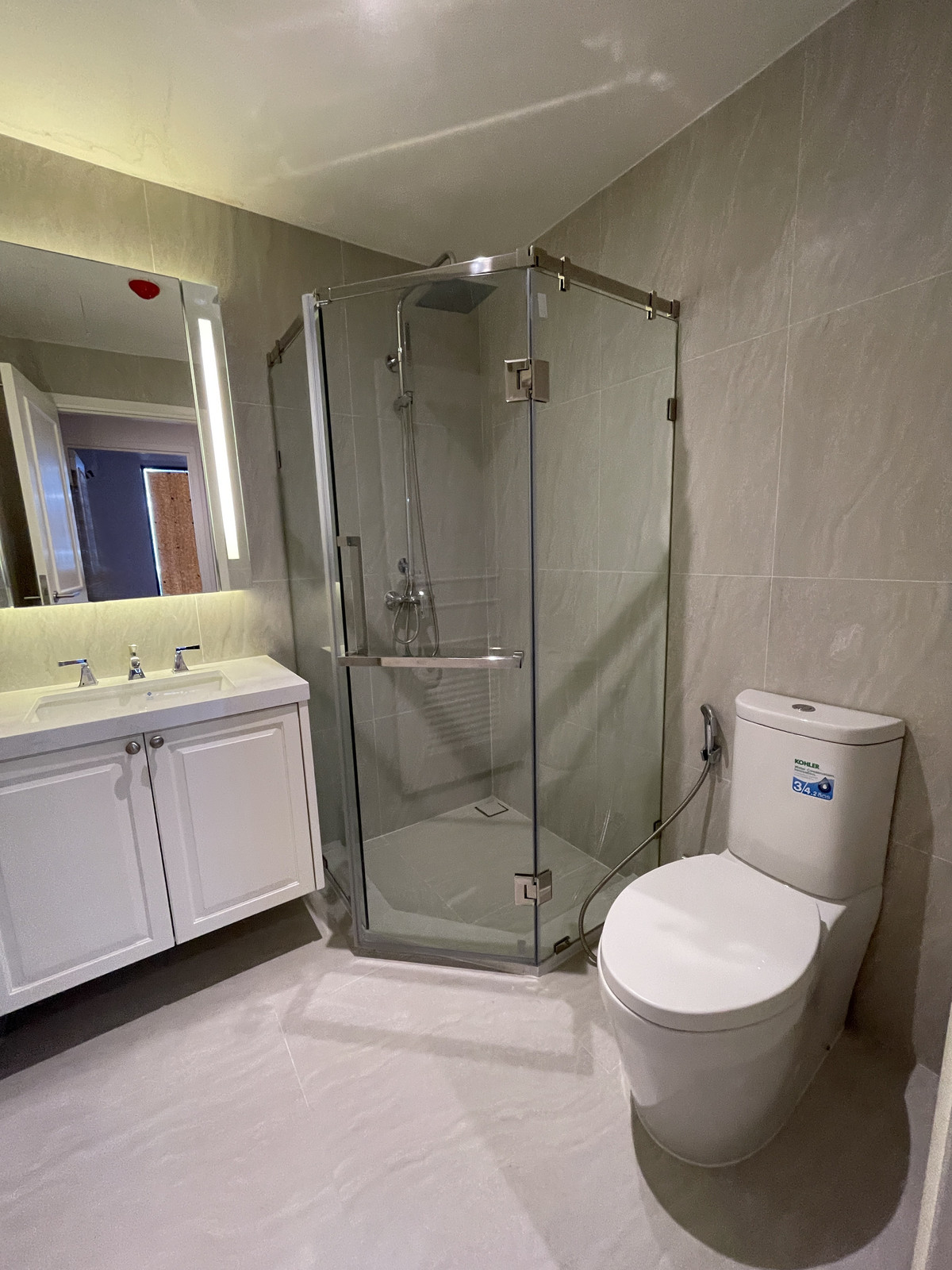 ขายคอนโดสาทร นราธิวาส : [ขายด่วน/ถูกที่สุด] Altitude Symphony Charoenkrung ชั้น 8 วิวแม่น้ำเจ้าพระยา | ใกล้ Shrewsbury เพียง 750 ม. (ราคาดีกว่ารอบข้าง 30%!!)