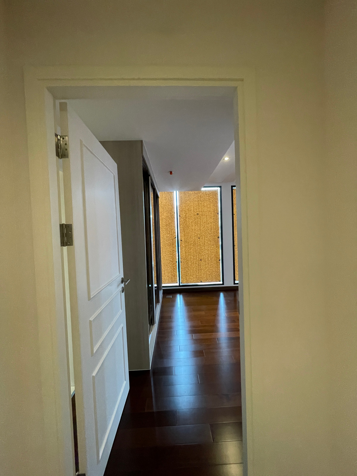 ขายคอนโดสาทร นราธิวาส : [ขายด่วน/ถูกที่สุด] Altitude Symphony Charoenkrung ชั้น 8 วิวแม่น้ำเจ้าพระยา | ใกล้ Shrewsbury เพียง 750 ม. (ราคาดีกว่ารอบข้าง 30%!!)