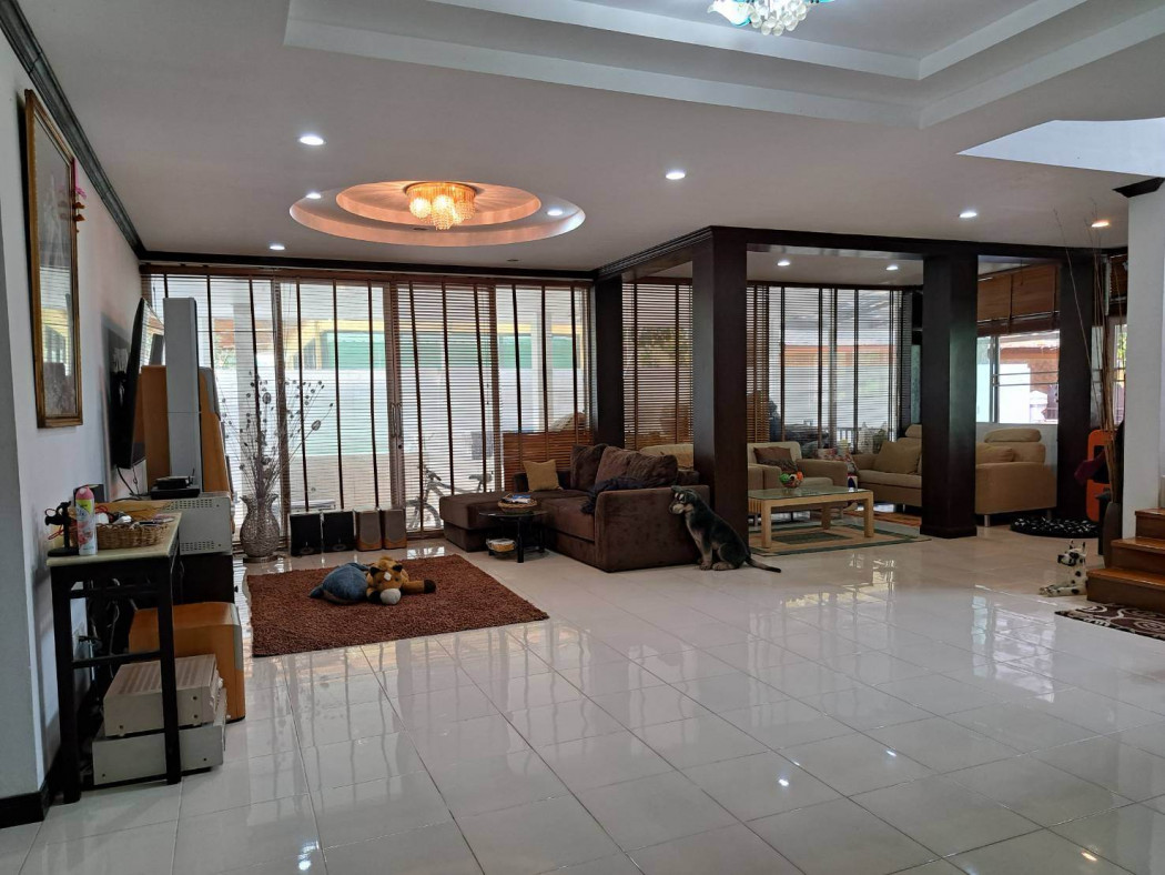 For SaleHouseRamkhamhaeng, Hua Mak : House for sale Along the Ekamai-Ramintra Expressway (near the expressway + Central EastVille + CDC + Crystal Park) on an area of ​​125 square meters, 7 bedrooms, 7 bathrooms.