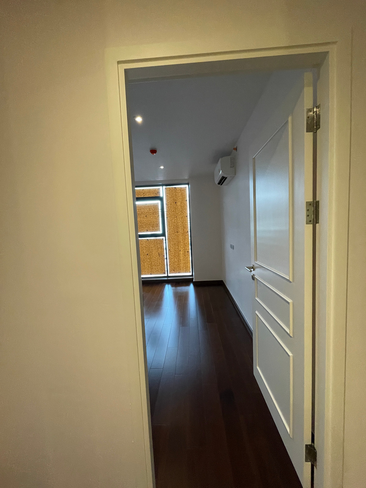 ขายคอนโดสาทร นราธิวาส : [ขายด่วน/ถูกที่สุด] Altitude Symphony Charoenkrung ชั้น 8 วิวแม่น้ำเจ้าพระยา | ใกล้ Shrewsbury เพียง 750 ม. (ราคาดีกว่ารอบข้าง 30%!!)