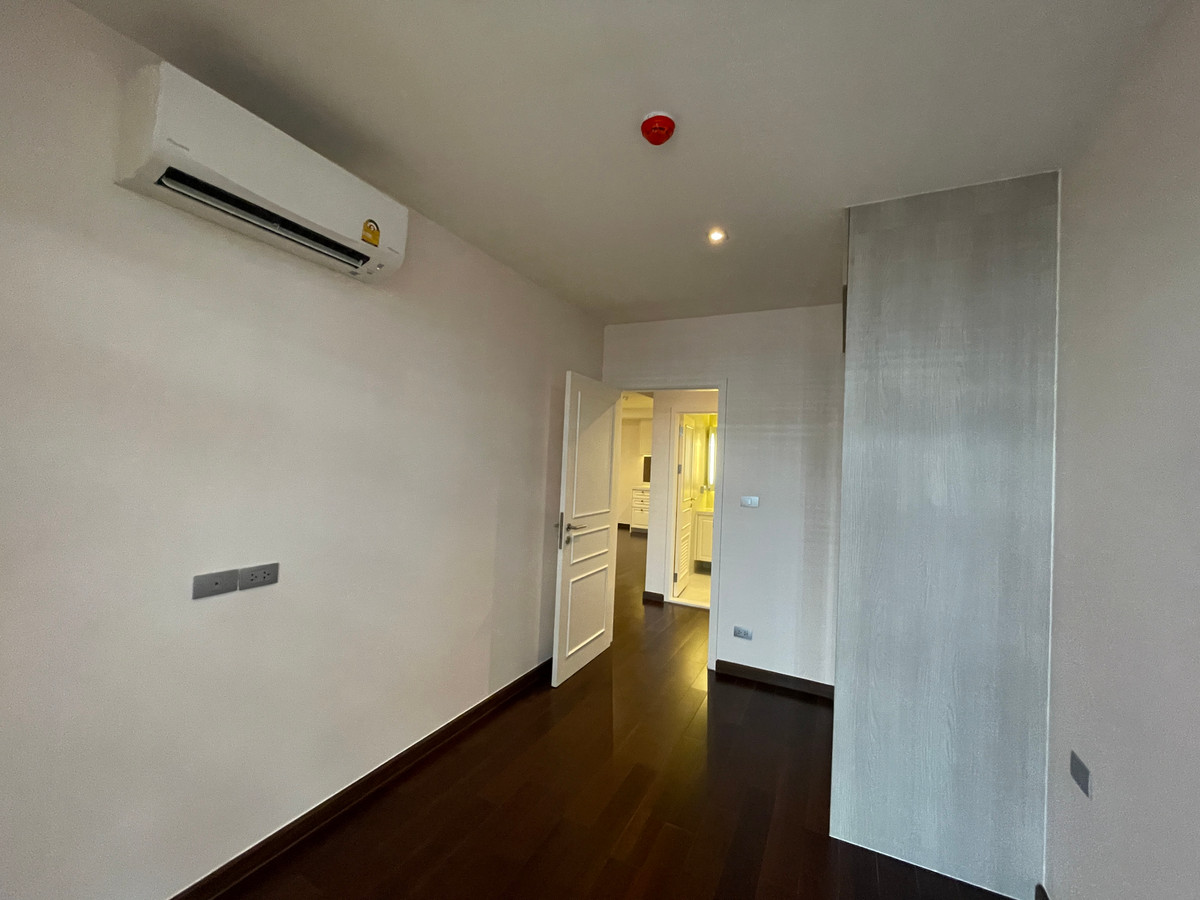 ขายคอนโดสาทร นราธิวาส : [ขายด่วน/ถูกที่สุด] Altitude Symphony Charoenkrung ชั้น 8 วิวแม่น้ำเจ้าพระยา | ใกล้ Shrewsbury เพียง 750 ม. (ราคาดีกว่ารอบข้าง 30%!!)