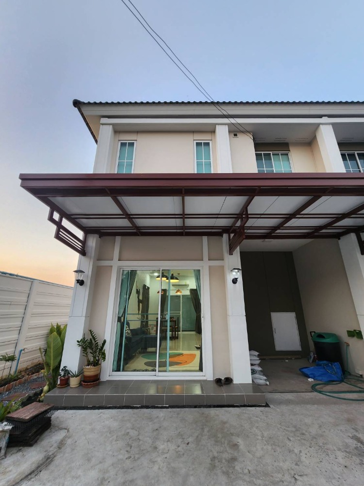 ให้เช่าทาวน์โฮมลาดกระบัง สุวรรณภูมิ : House for rent  ให้เช่าบ้าน 2 ชั้น กรุงเทพกรีฑาตัดใหม่ THE CONNECT วงแหวน พระราม 9