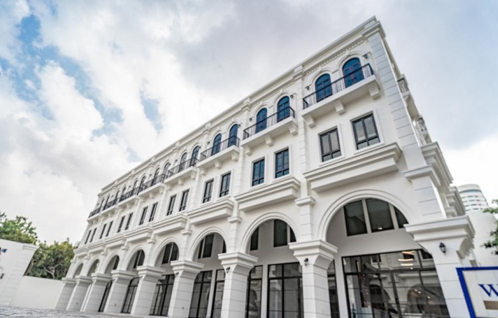 For SaleShop HouseYaowarat, Banglamphu : Newly built luxury commercial building, the only one in Bobae, 163-265 sqm. Convenient truck access, Damrongrak Sampeng