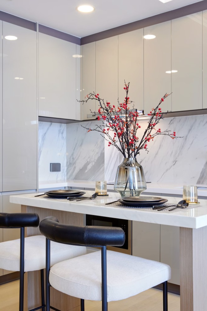 For SaleCondoKhlongtoei, Kluaynamthai : Condo for sale: Wyndham Residence Bangkok (Siamese Exclusive Queens), 19th floor, size 34.32 sq m., 1 bedroom, 1 bathroom, High Rise condo, convenient travel, near MRT Queen Sirikit Center, only 100 m.