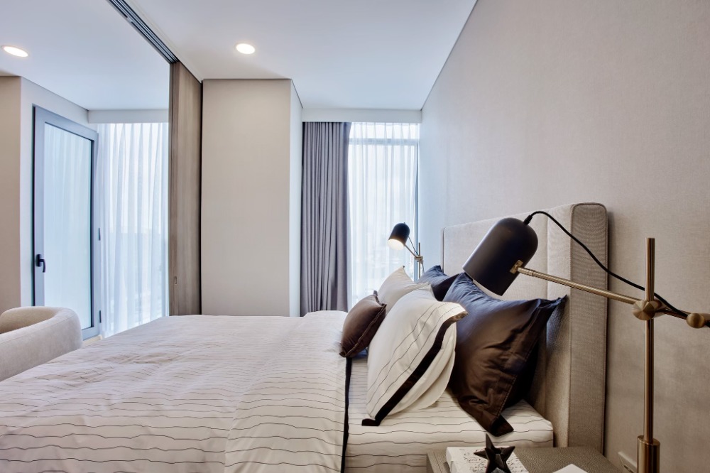 For SaleCondoKhlongtoei, Kluaynamthai : Condo for sale: Wyndham Residence Bangkok (Siamese Exclusive Queens), 19th floor, size 34.32 sq m., 1 bedroom, 1 bathroom, High Rise condo, convenient travel, near MRT Queen Sirikit Center, only 100 m.