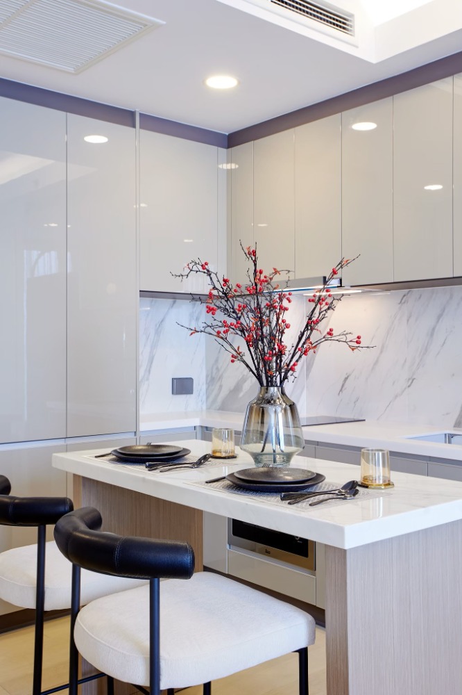 For SaleCondoKhlongtoei, Kluaynamthai : Condo for sale: Wyndham Residence Bangkok (Siamese Exclusive Queens), 19th floor, size 34.32 sq m., 1 bedroom, 1 bathroom, High Rise condo, convenient travel, near MRT Queen Sirikit Center, only 100 m.