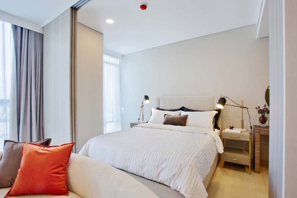 For SaleCondoKhlongtoei, Kluaynamthai : Condo for sale: Wyndham Residence Bangkok (Siamese Exclusive Queens), 19th floor, size 34.32 sq m., 1 bedroom, 1 bathroom, High Rise condo, convenient travel, near MRT Queen Sirikit Center, only 100 m.