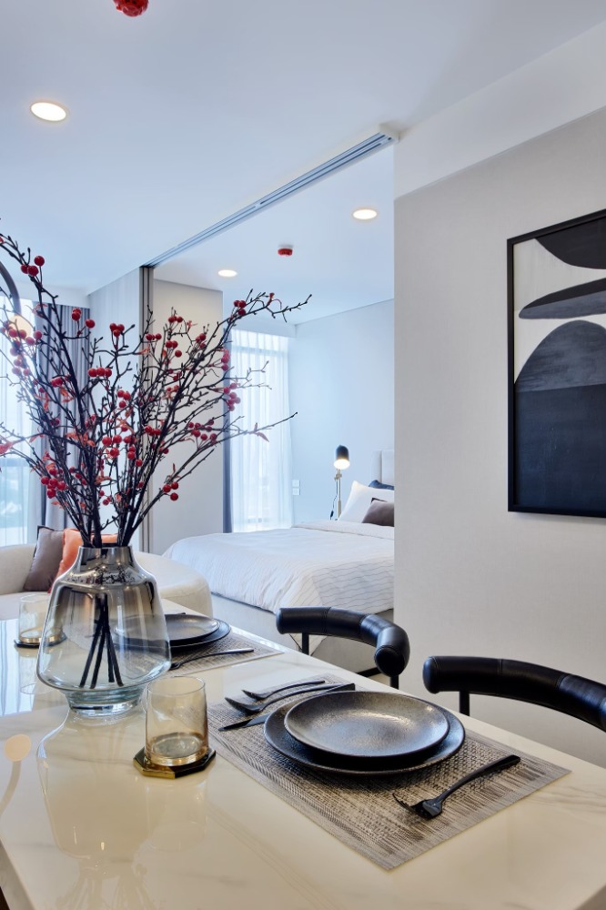 For SaleCondoKhlongtoei, Kluaynamthai : Condo for sale: Wyndham Residence Bangkok (Siamese Exclusive Queens), 19th floor, size 34.32 sq m., 1 bedroom, 1 bathroom, High Rise condo, convenient travel, near MRT Queen Sirikit Center, only 100 m.