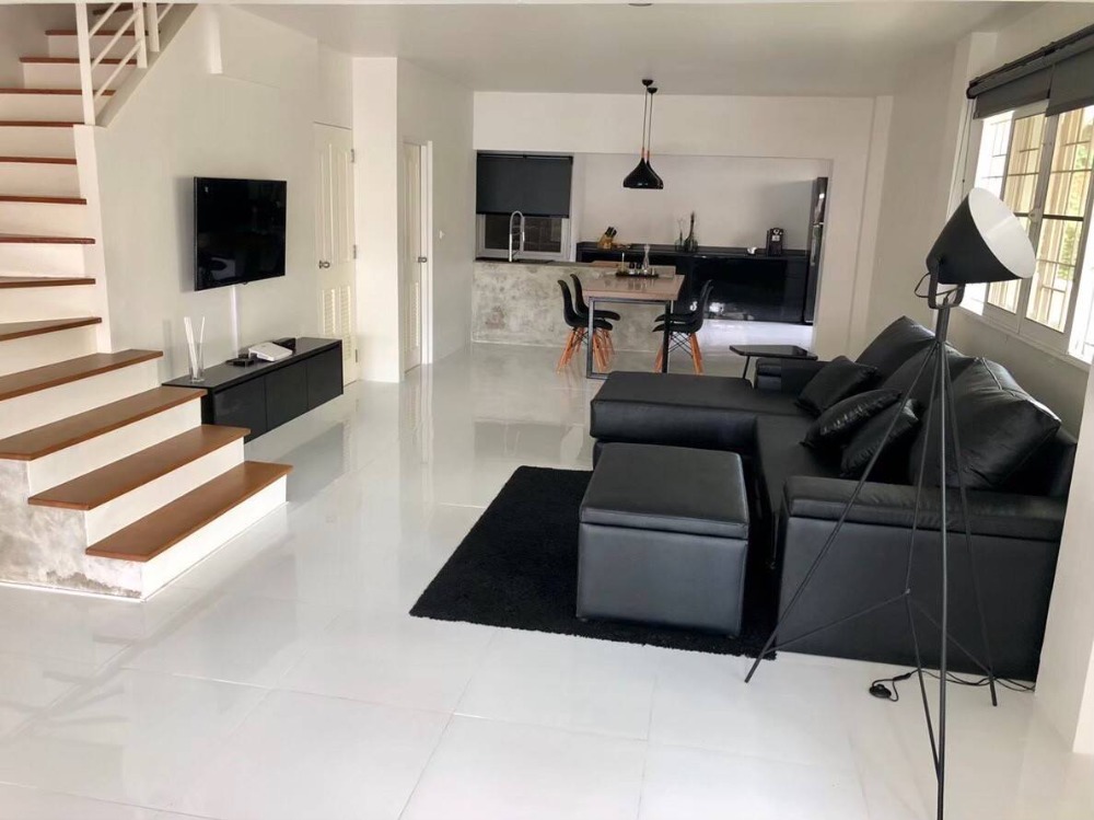 ขายทาวน์โฮมอ่อนนุช อุดมสุข : ขายด่วน ลดราคาพิเศษ ใกล้ BTS ทาวน์โฮม 3ชั้น 3ห้องนอน 3ห้องน้ำ หมู่บ้านคาซ่า ซิตี้ สุขุมวิท 101/1