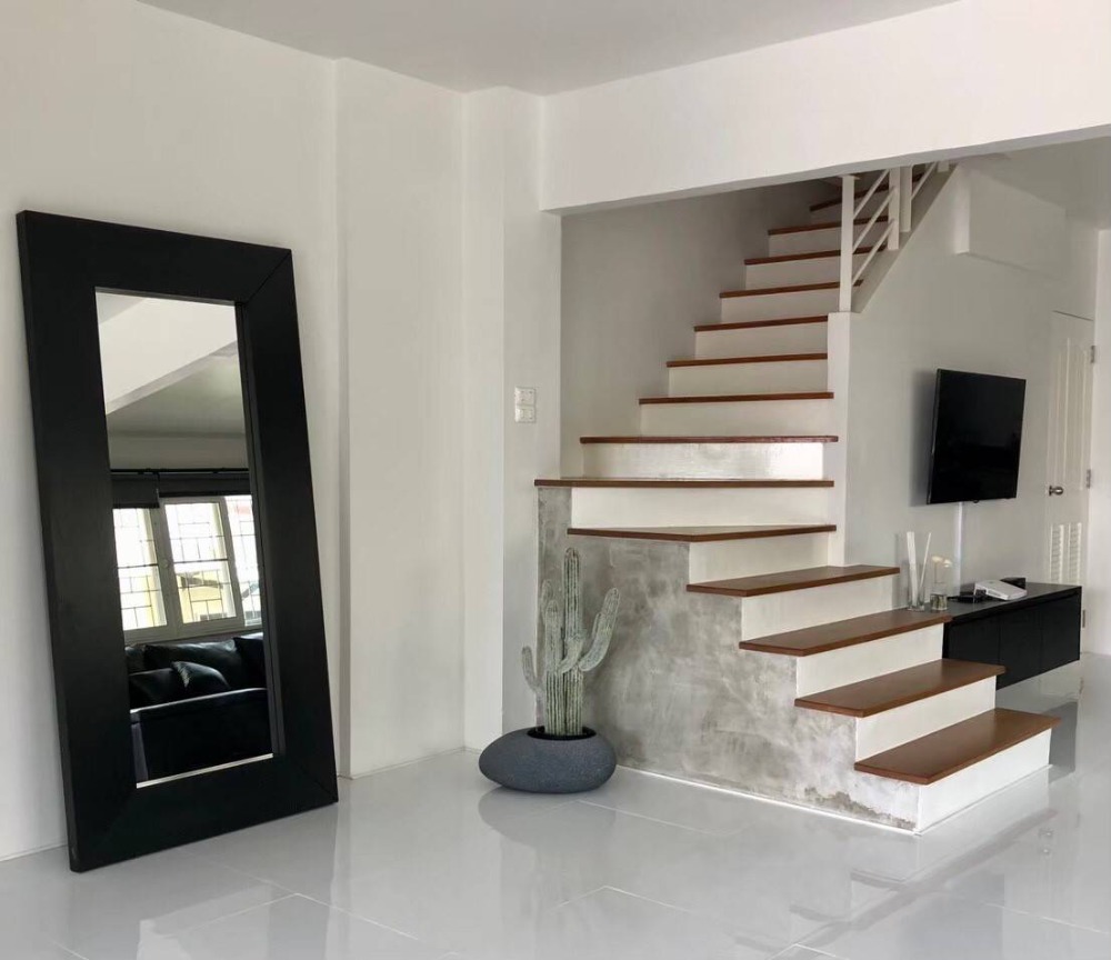 ขายทาวน์โฮมอ่อนนุช อุดมสุข : ขายด่วน ลดราคาพิเศษ ใกล้ BTS ทาวน์โฮม 3ชั้น 3ห้องนอน 3ห้องน้ำ หมู่บ้านคาซ่า ซิตี้ สุขุมวิท 101/1