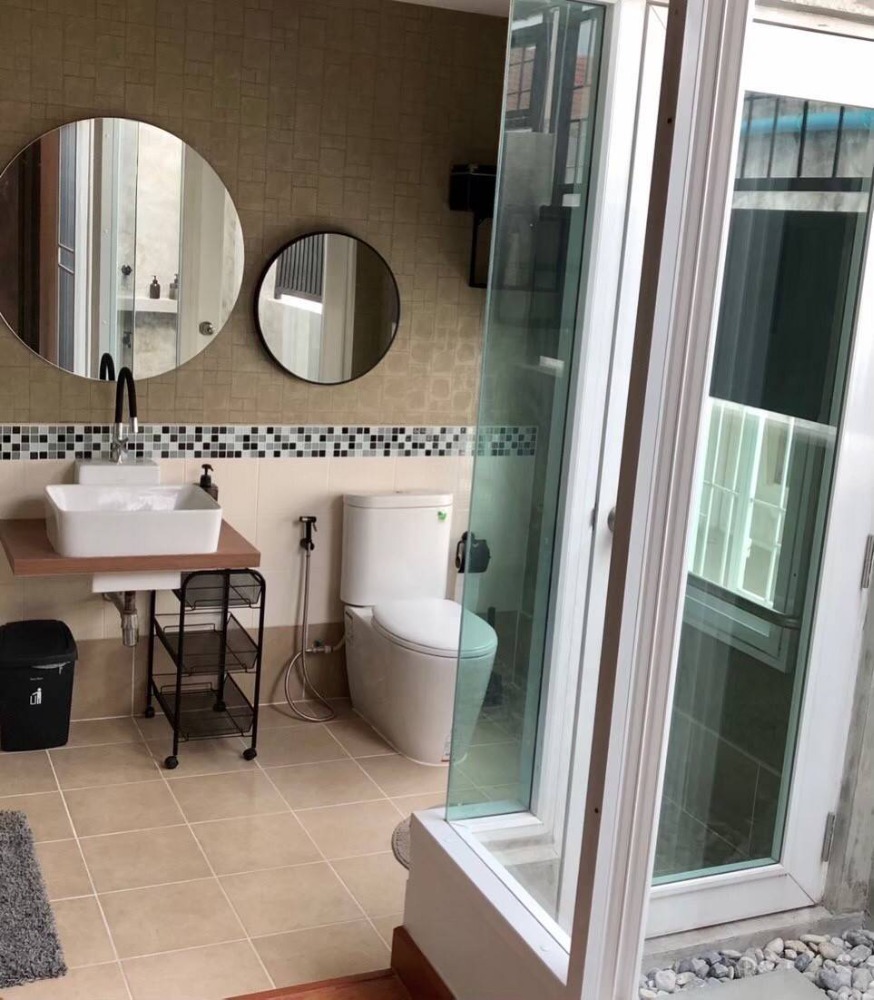 ขายทาวน์โฮมอ่อนนุช อุดมสุข : ขายด่วน ลดราคาพิเศษ ใกล้ BTS ทาวน์โฮม 3ชั้น 3ห้องนอน 3ห้องน้ำ หมู่บ้านคาซ่า ซิตี้ สุขุมวิท 101/1