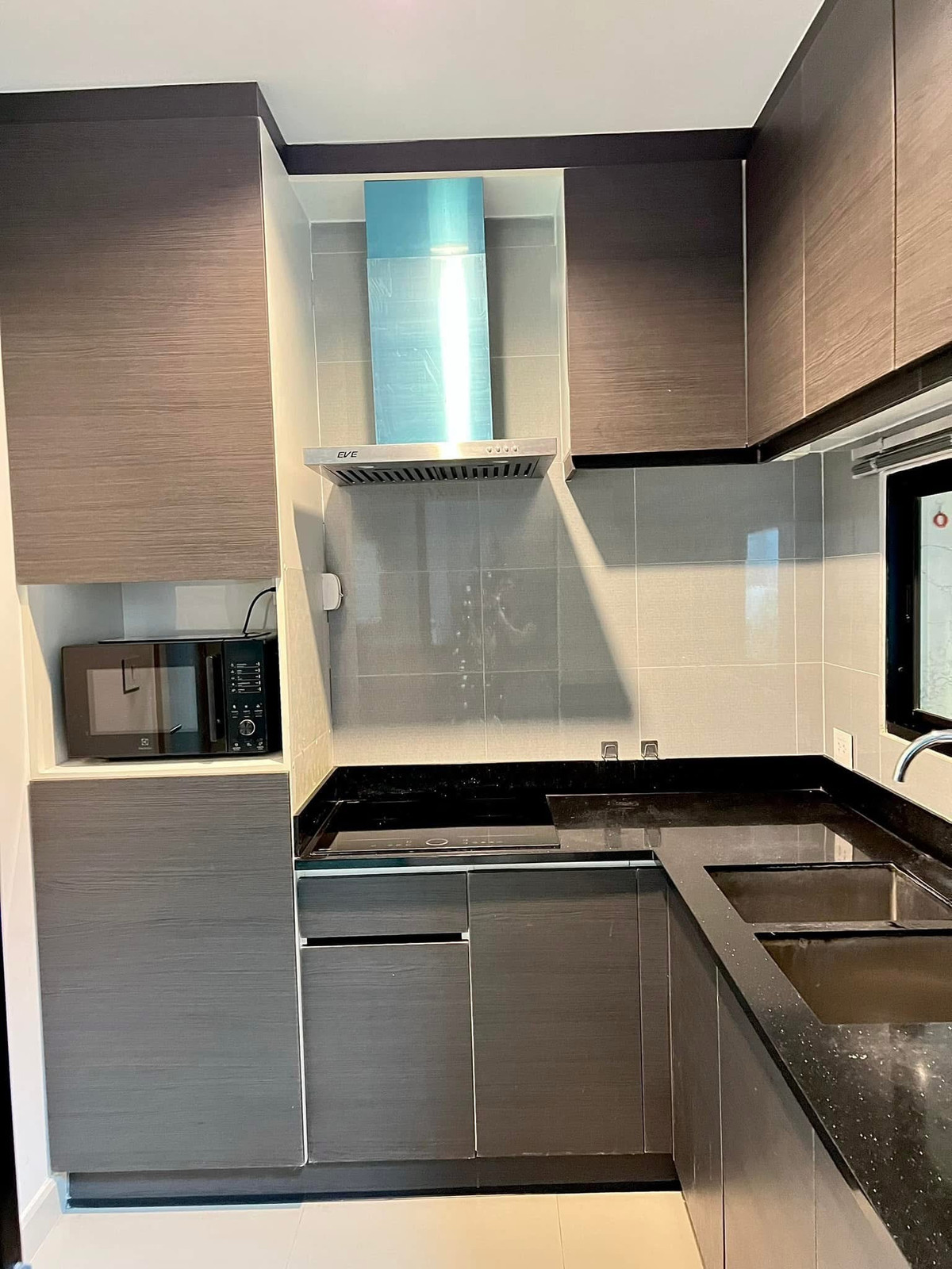 For RentTownhomePattanakan, Srinakarin : Rent Luxurious Townhome Nirvana Define Srinakarin-Rama9 Nice decoration, 3 bedrooms, 4 bathrooms