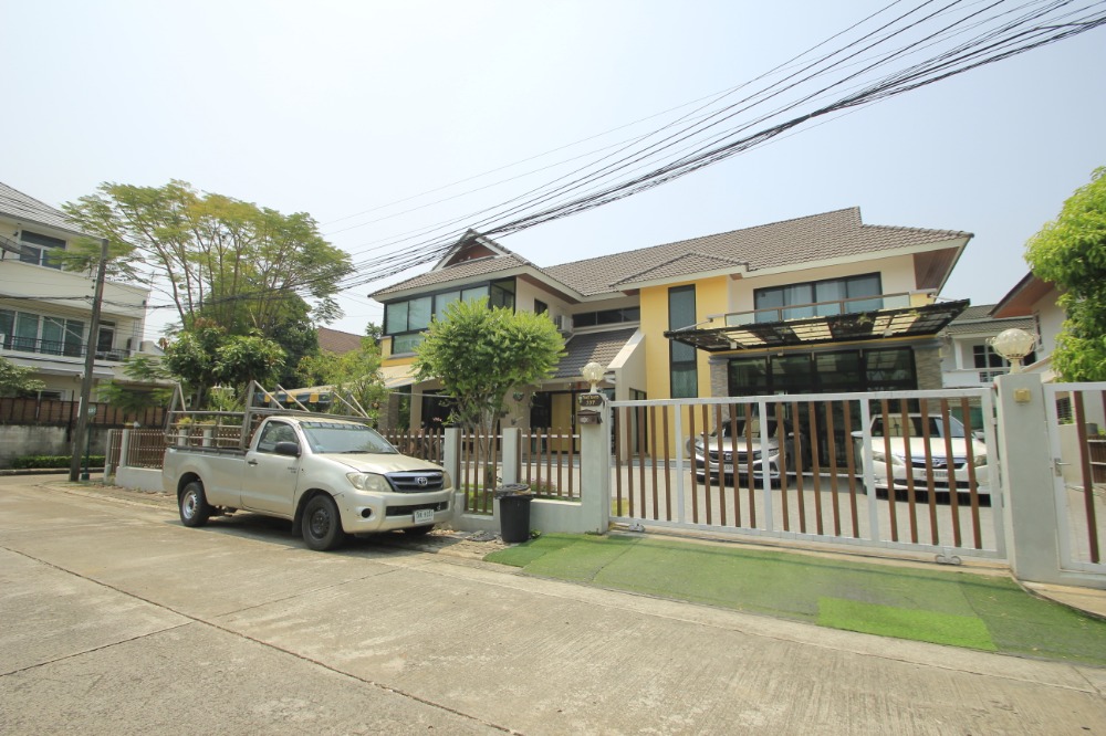 ขายบ้านปิ่นเกล้า จรัญสนิทวงศ์ : บ้านเดี่ยวภาณุปิ่นเกล้า ตลิ่งชัน บ้านพร้อมอยู่ ตกแต่ง ต่อเติม หลังมุม 128.5 ตารางวา ใกล้ห้าง เดินทางสะดวก ราคาต่อรองได้