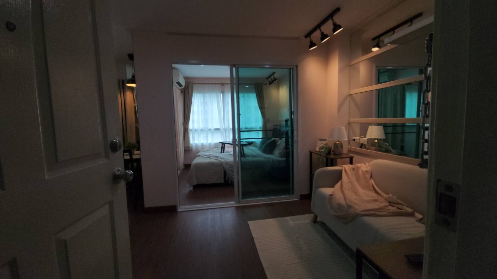 ให้เช่าคอนโดปิ่นเกล้า จรัญสนิทวงศ์ : ติดจองแล้ว!!**รีโนเวทเสร็จแล้ว มีแอร์ 2 เครื่อง + เครื่องซักผ้า ไม่ร้อนและได้รับลม** ให้เช่า ลุมพินี พาร์ค ปิ่นเกล้า เหมาะกับนักศึกษา และคนพึ่งเริ่มทำงาน ทักมานะ