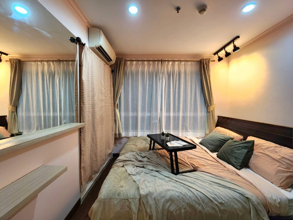 ให้เช่าคอนโดปิ่นเกล้า จรัญสนิทวงศ์ : ติดจองแล้ว!!**รีโนเวทเสร็จแล้ว มีแอร์ 2 เครื่อง + เครื่องซักผ้า ไม่ร้อนและได้รับลม** ให้เช่า ลุมพินี พาร์ค ปิ่นเกล้า เหมาะกับนักศึกษา และคนพึ่งเริ่มทำงาน ทักมานะ