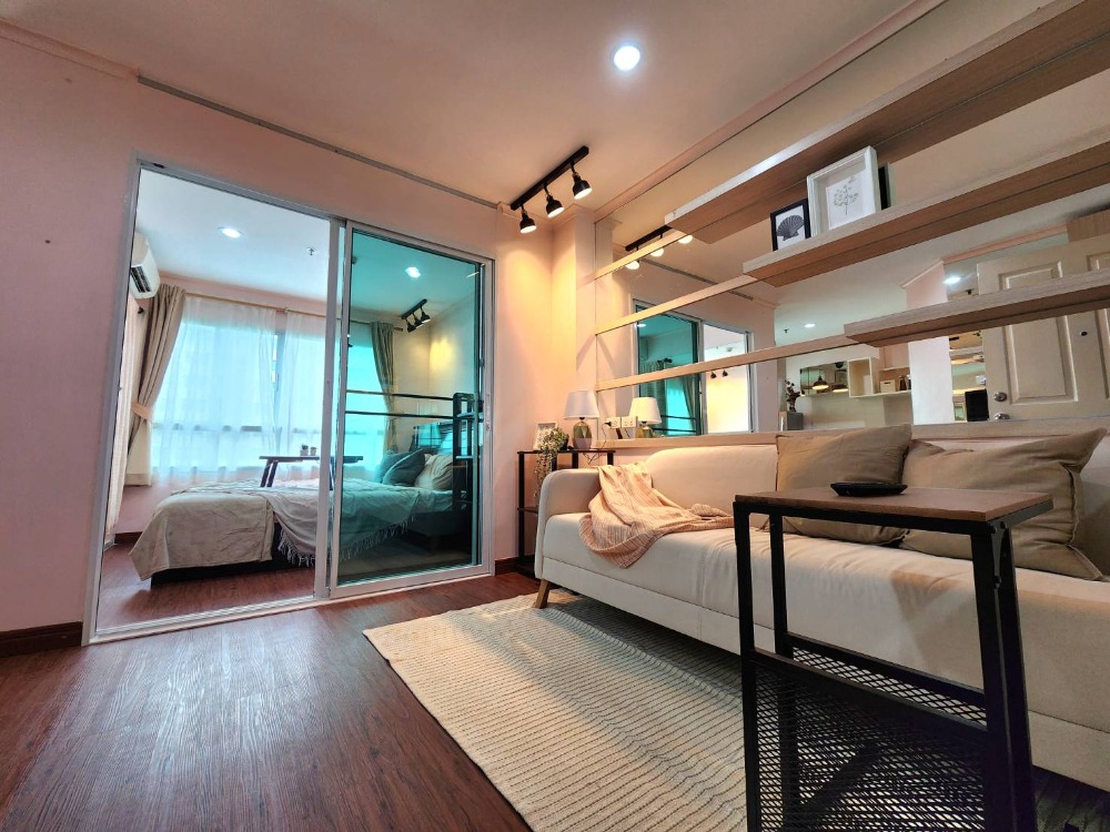 ให้เช่าคอนโดปิ่นเกล้า จรัญสนิทวงศ์ : ติดจองแล้ว!!**รีโนเวทเสร็จแล้ว มีแอร์ 2 เครื่อง + เครื่องซักผ้า ไม่ร้อนและได้รับลม** ให้เช่า ลุมพินี พาร์ค ปิ่นเกล้า เหมาะกับนักศึกษา และคนพึ่งเริ่มทำงาน ทักมานะ