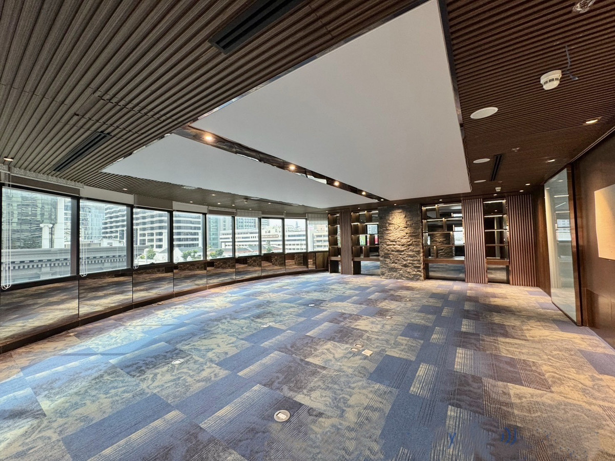 For RentOfficeWitthayu, Chidlom, Langsuan, Ploenchit : Service Office next to BTS Chidlom. Carry a laptop and go to work immediately. Full Furnished, starting from 1 - 50 persons.