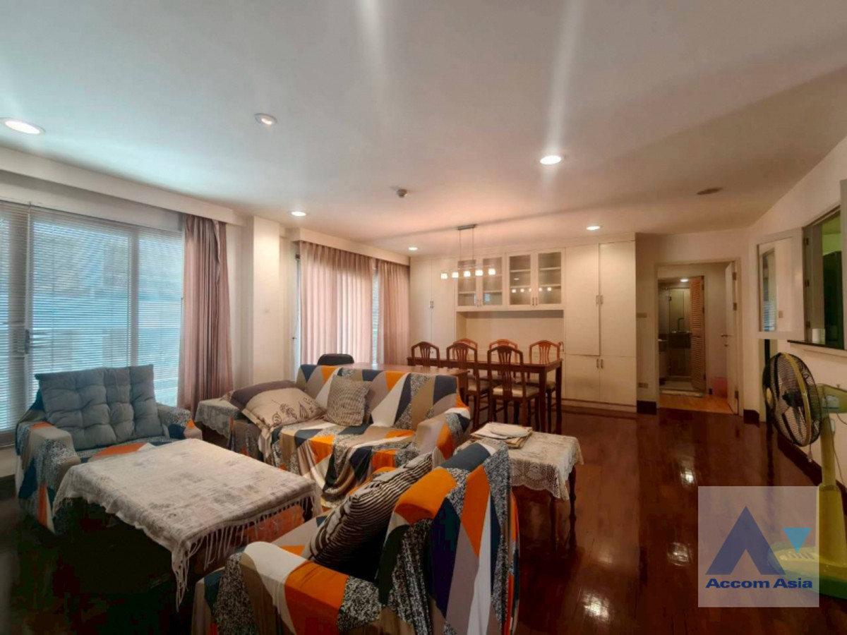 For SaleCondoWitthayu, Chidlom, Langsuan, Ploenchit : 🔼AccomA🔽 2 Beds Condominium for Sale in Ploenchit, BTS Ploenchit at Navin Court