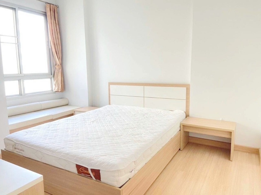 ขายคอนโดเกษตรศาสตร์ รัชโยธิน : ขาย CENTRIC SCENE รัชวิภา 1 ห้องนอน 41 ตร.ม. ชั้น 12 วิวสระว่ายน้ำ เฟอร์ครบ เข้าอยู่ได้ทันที