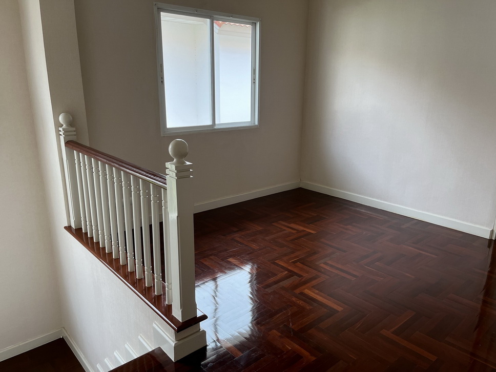 For SaleHouseRama 2, Bang Khun Thian : House for sale, The Grand Rama 2, Rama 2 Road, km. 17, Park Ville zone, size 81 square meters, has not been entered yet.