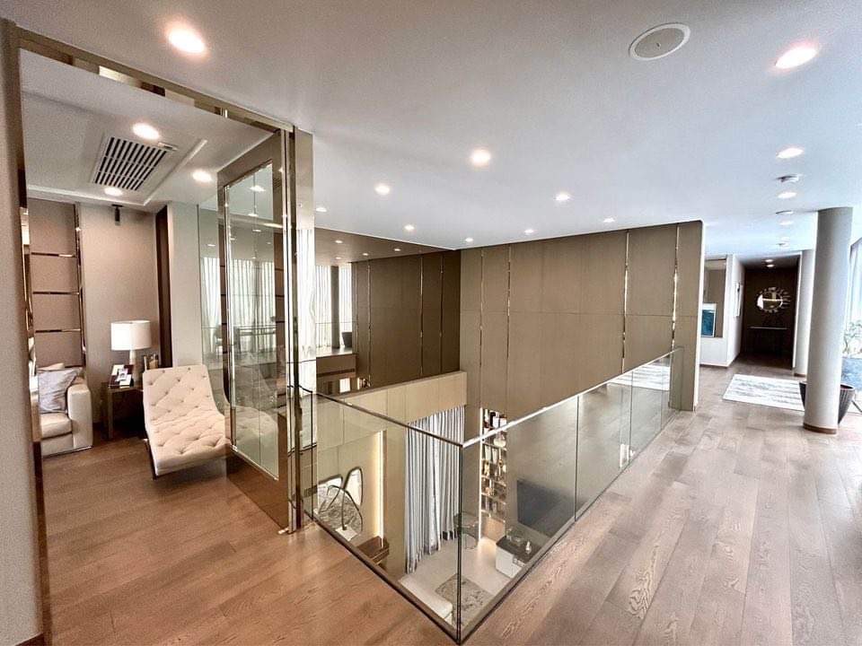 ให้เช่าบ้านพระราม 9 เพชรบุรีตัดใหม่ RCA : Issara residence rama9 for rent