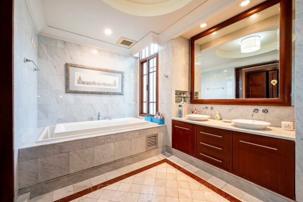 ให้เช่าบ้านอ่อนนุช อุดมสุข : Sansiri sukhumvit 67 for rent