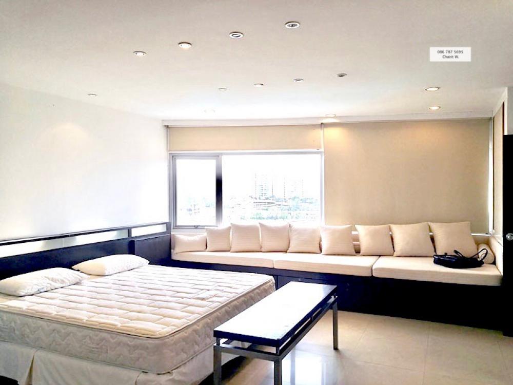 For RentCondoWongwianyai, Charoennakor : Special price Saichol Mansion for rent 2 bedrooms with river view.