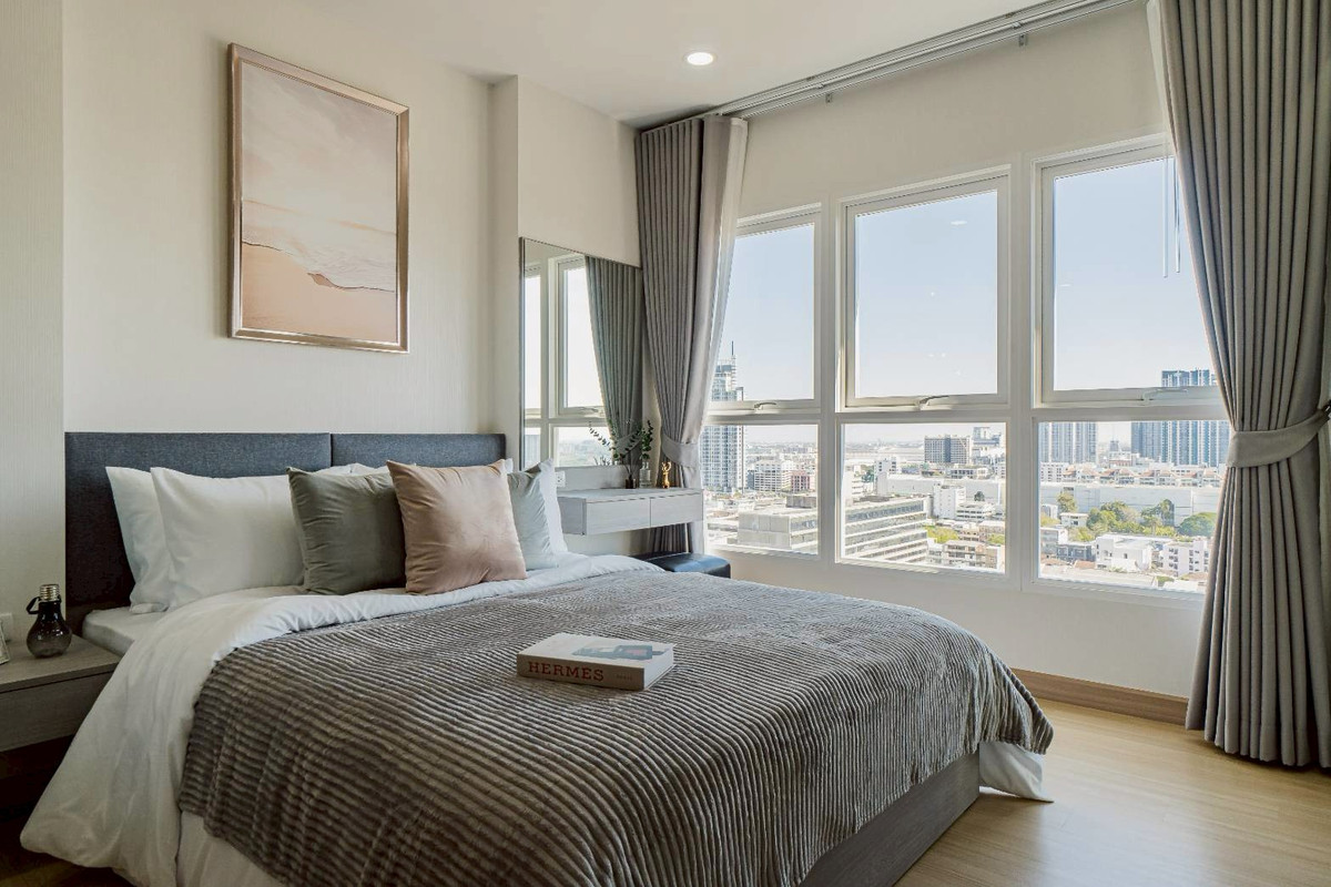 For RentCondoRamkhamhaeng, Hua Mak : For rent, Supalai Veranda Ramkhamhaeng, size 35 sq m, Building B, 17th floor, east side, with complete electrical appliances, ready to move in.