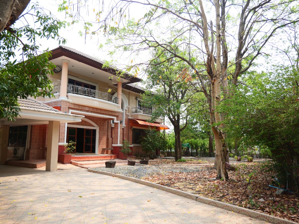 For SaleHousePathum Thani,Rangsit, Thammasat : Single house, Supalai Buri University, Khlong 4, large size, near school, residential area, quiet