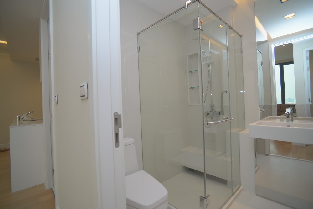 ขายคอนโดลาดพร้าว เซ็นทรัลลาดพร้าว : 🔥 โอกาสสุดพิเศษ! เป็นเจ้าของคอนโดหรู EQUINOX PHAHOL - VIBHA ทำเลศักยภาพใจกลางห้าแยกลาดพร้าว! 🔥