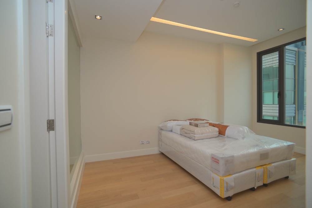 ขายคอนโดลาดพร้าว เซ็นทรัลลาดพร้าว : 🔥 โอกาสสุดพิเศษ! เป็นเจ้าของคอนโดหรู EQUINOX PHAHOL - VIBHA ทำเลศักยภาพใจกลางห้าแยกลาดพร้าว! 🔥