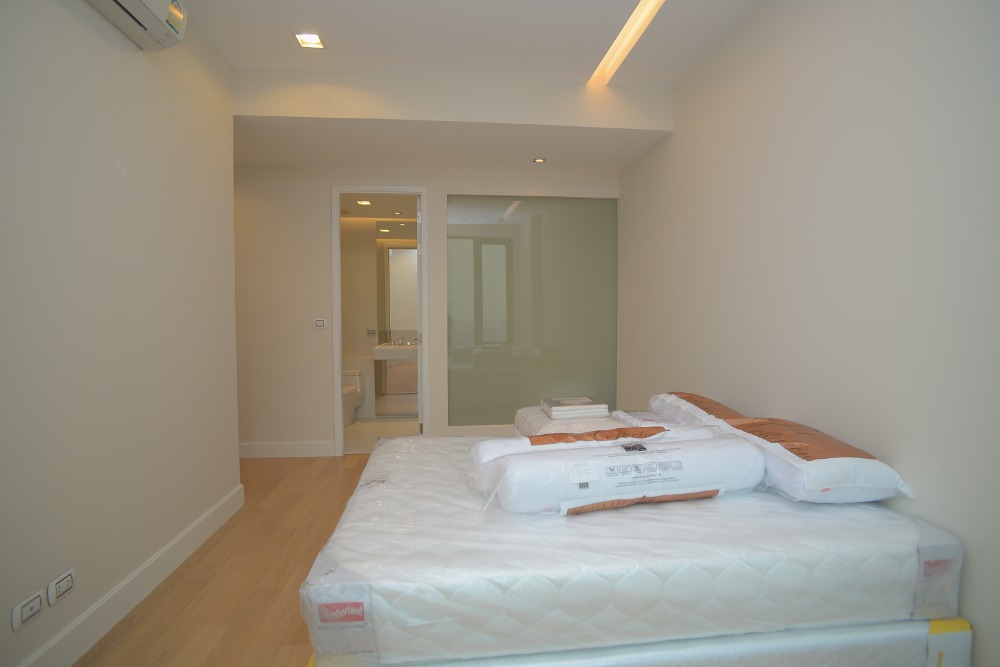 ขายคอนโดลาดพร้าว เซ็นทรัลลาดพร้าว : 🔥 โอกาสสุดพิเศษ! เป็นเจ้าของคอนโดหรู EQUINOX PHAHOL - VIBHA ทำเลศักยภาพใจกลางห้าแยกลาดพร้าว! 🔥