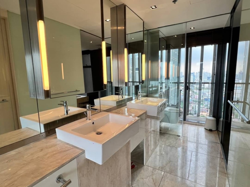 For SaleCondoSathorn, Narathiwat : ( UL2312221 ) Tel/Line 096-2479369 , FOR SELL THE MET SATHORN , 3 bedroom, 3 bathroom, high floor, furnished, Special Deal!!✨✨