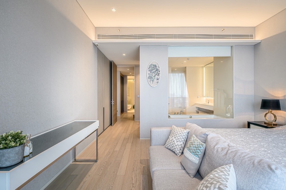 ขายคอนโดสุขุมวิท อโศก ทองหล่อ : For sale with tenant til August 2026
 2 bedrooms near BTS Thonglor