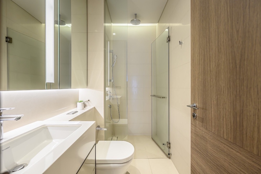 ขายคอนโดสุขุมวิท อโศก ทองหล่อ : For sale with tenant til August 2026
 2 bedrooms near BTS Thonglor