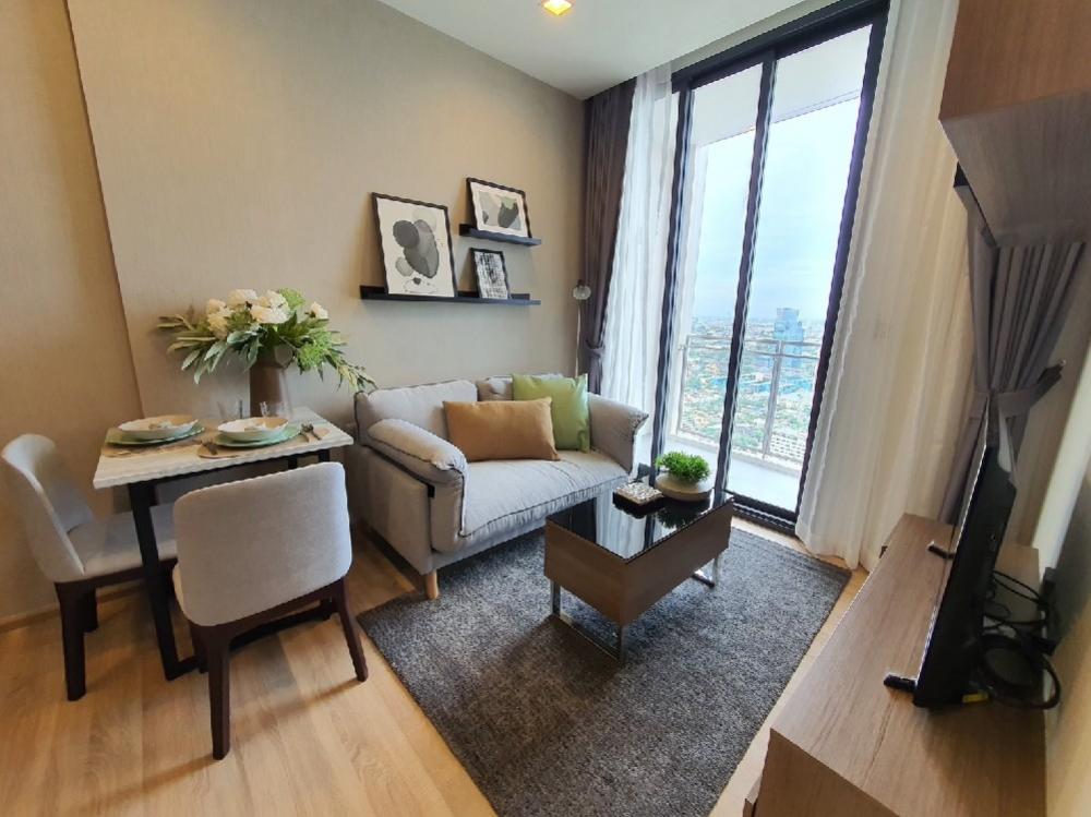 ขายคอนโดสะพานควาย จตุจักร : The Line Phahonyothin Pradipat For Sale/Rent 🎉🎉🎉43 th. 35 sqm. 1 bedroom FullyFurnished