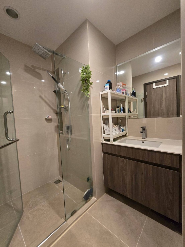 ขายคอนโดอ่อนนุช อุดมสุข : Rare Item 1 ห้องนอน 35 ตารางเมตร ห้องมุม ติดBTS อุดมสุข 0 เมตร ราคาดีที่สุด เพียง 5.29 ล้าน