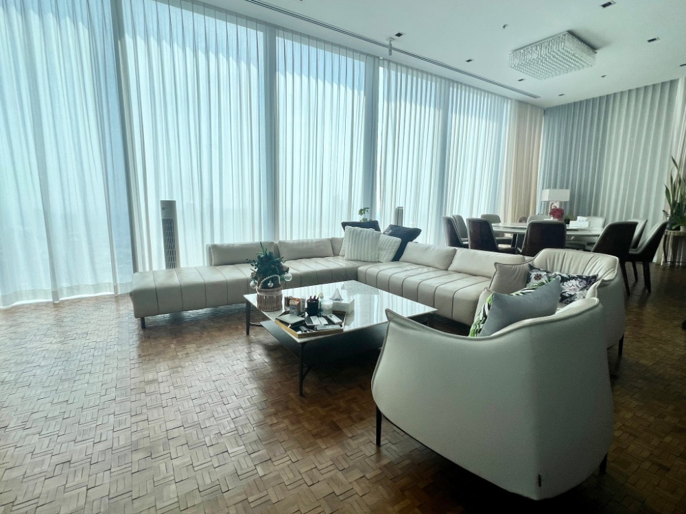 ให้เช่าคอนโดสาทร นราธิวาส : The Ritz Carlton residences for rent