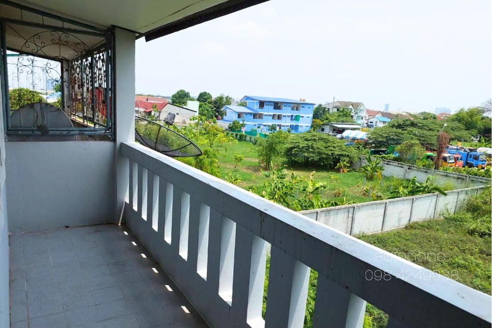 ขายทาวน์โฮมพระราม 5 ราชพฤกษ์ บางกรวย : ทาวน์เฮาส์ 3 ชั้น  17.4 ตรว. ใกล้ กฟผ.บางกรวย พระราม 7 ใกล้รถไฟฟ้า บางพลัด บางอ้อ เมืองนนทบุรี