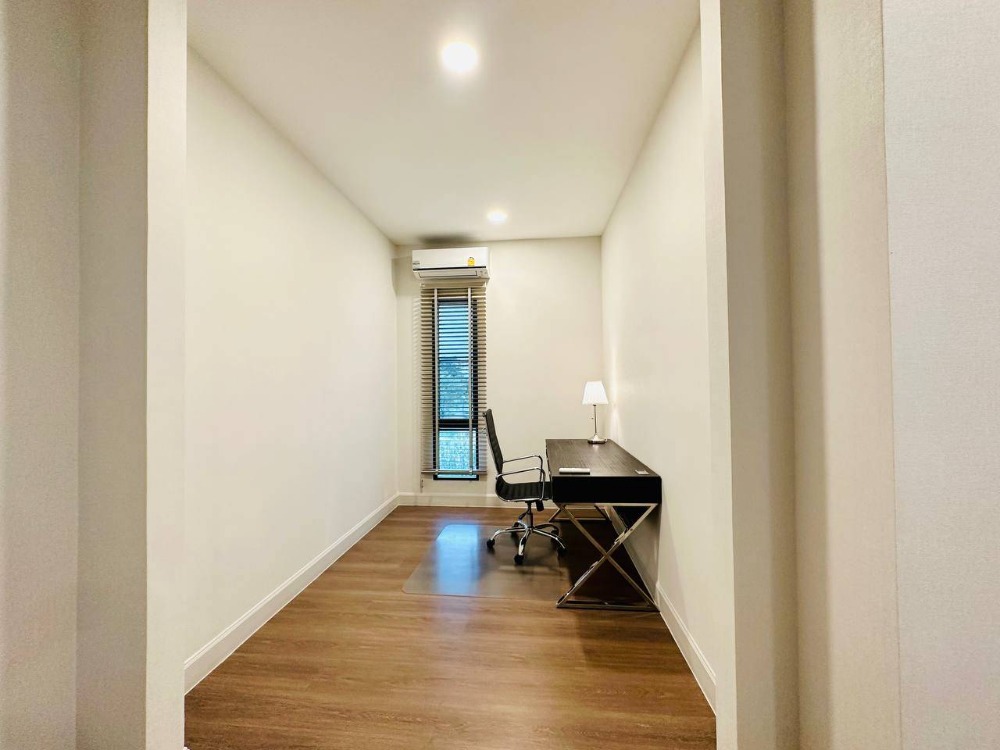 For RentHousePattanakan, Srinakarin : Nantawan rama9 for rent