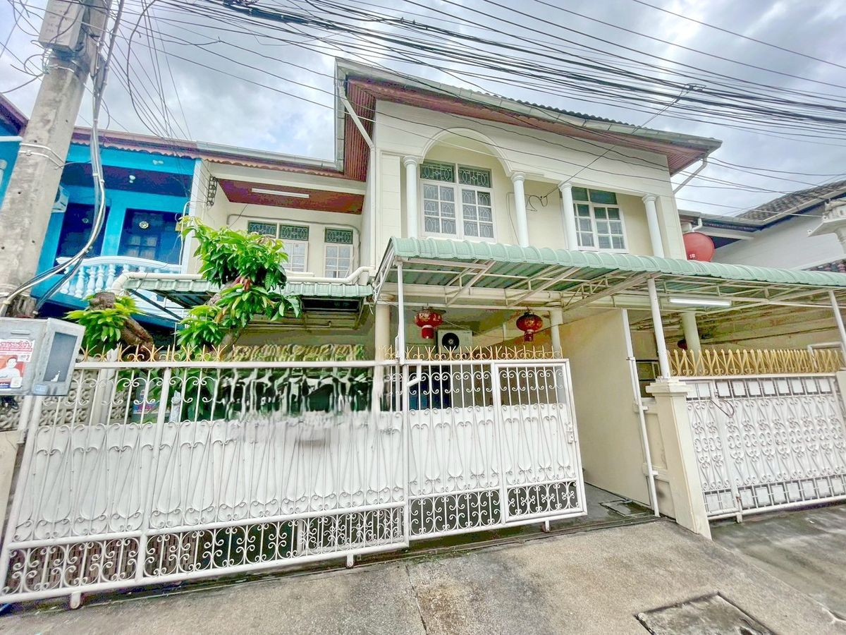 ให้เช่าทาวน์โฮมรัชดา ห้วยขวาง : HK0042😊 For RENT ให้เช่า ทาวน์เฮ้าส์ Townhouse ประชาราษฎร์บำเพ็ญ 3 ชั้น,🚪5 ห้องนอน🚄ใกล้ MRT สุทธิสาร🔔พื้นที่บ้าน:29.00ตร.วา🔔พื้นที่ใช้สอย:200.00ตร.ม.💲เช่า:25,000฿📞O99-5919653,O65-9423251✅LineID:@sureresidence