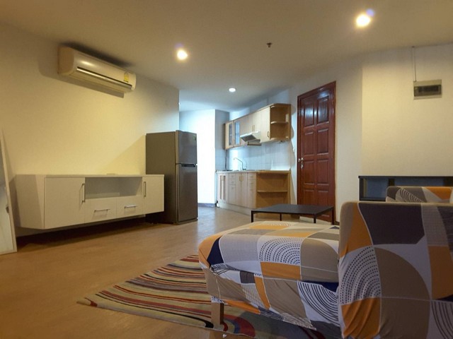 ขายคอนโดนานา : ขายถูก Sukhumvit Suite สุขุมวิท สวีท ซอย 13 ใกล้ BTS นานาและ MRT ระเบียง ขนาดใหญ่