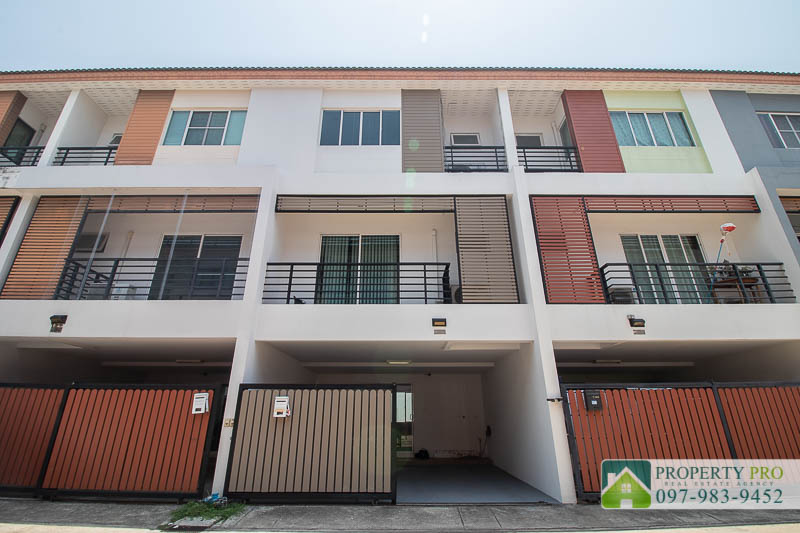 For SaleTownhomeRatchadapisek, Huaikwang, Suttisan : TownHome for Sale At Home Sutthisan, 4 bedroom 19 sqw 160 sqm Near MRT Sutthisan Huai Khwang Ratchadaphisek Ladprao : EL23S-010