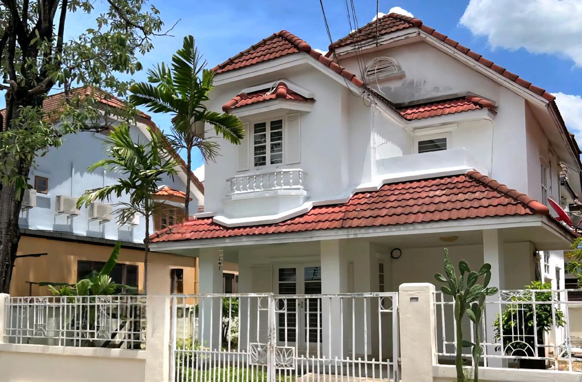 ให้เช่าบ้านมีนบุรี-ร่มเกล้า : ให้เช่า บ้านเดี่ยว2ชั้น 56ตรว.  ถนน รามคำแหง150 โครงการธารารมณ์พาร์คเวย์โฮม ทะลุออกราษฎร์พัฒนาได้
