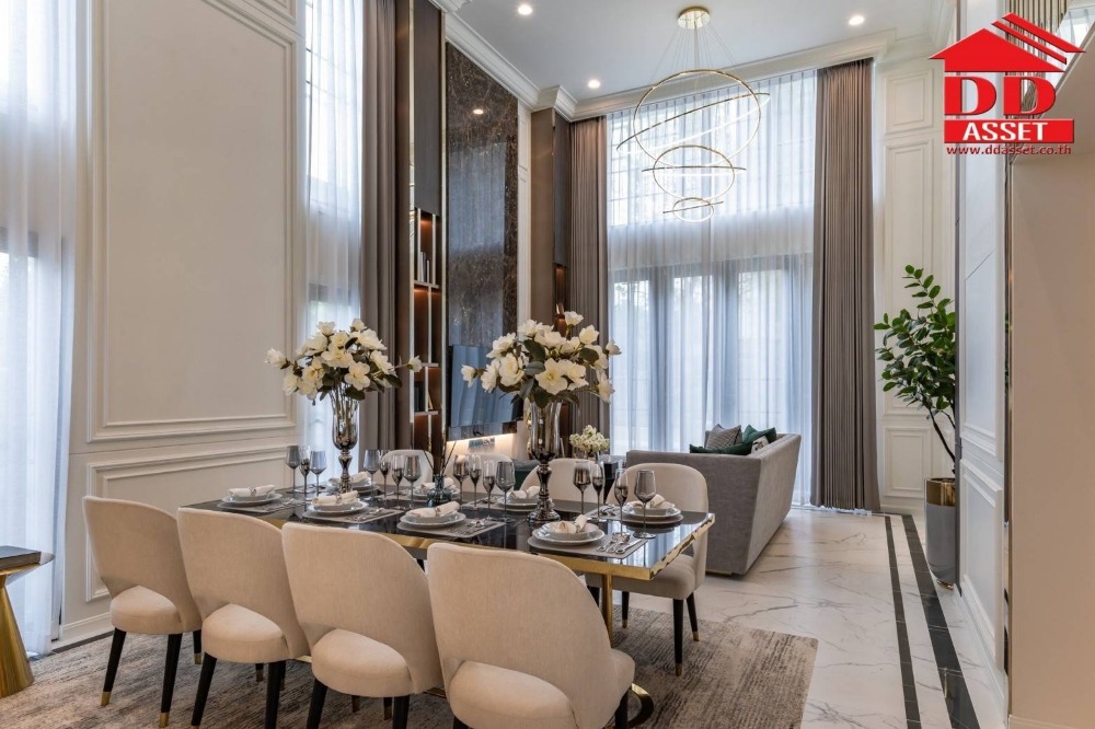 For SaleSapankwai,Jatujak : 4.5-storey luxury townhome One Atelier Phaholyothin 34 with elevator and swimming pool One Atelier Phaholyothin 34